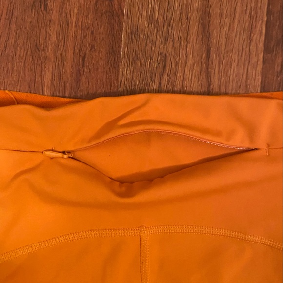 Nike Tee and Pro Dri-Fit Activewear Combo - Picture 7 of 7